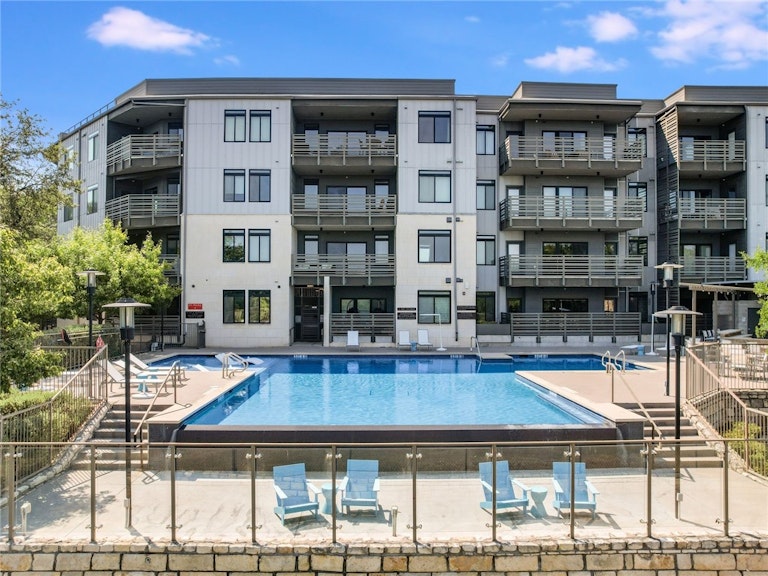 Photo 20 of 29 - 3600 S Lamar Blvd #301, Austin, TX 78704