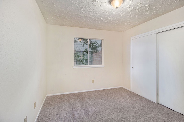 Photo 16 of 17 - 15822 Manfield Dr, Houston, TX 77082