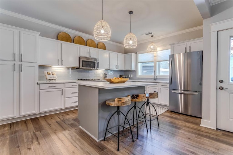 Photo 13 of 38 - 405 N Bradley St, McKinney, TX 75069