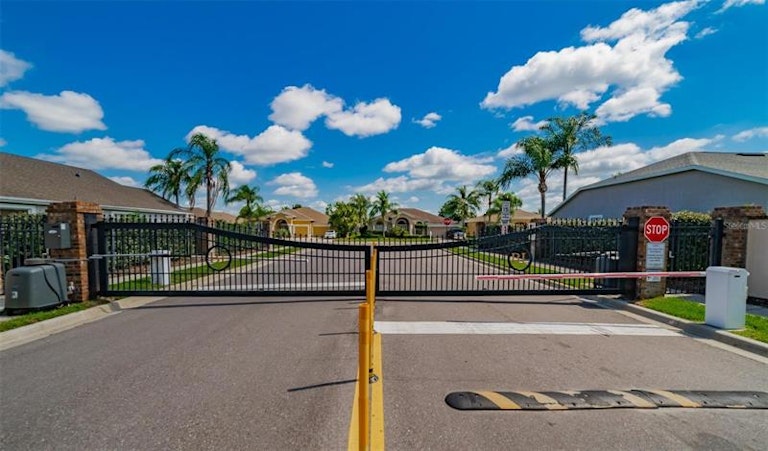 Photo 28 of 30 - 22328 Red Jacket Ln, Land O Lakes, FL 34639
