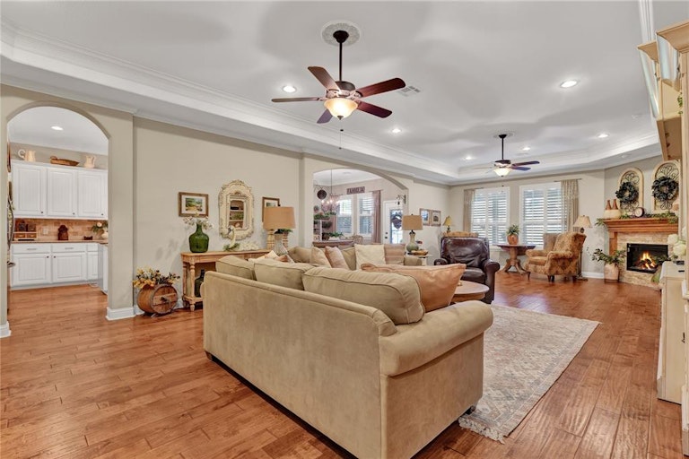 Photo 7 of 38 - 8702 Malardcrest Dr, Humble, TX 77346