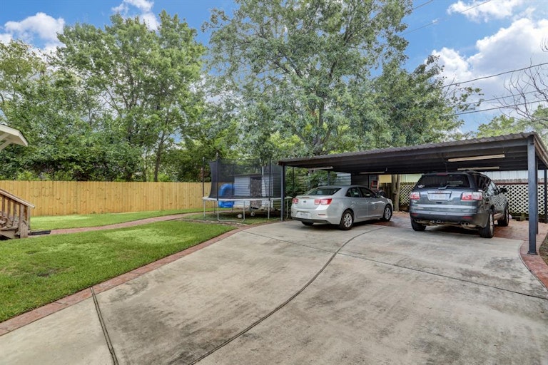 Photo 15 of 15 - 2505 N Ave, Pasadena, TX 77506