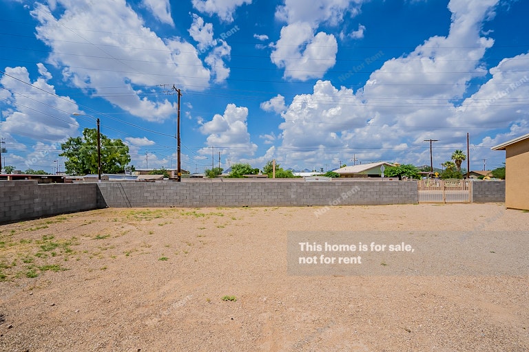 Photo 26 of 26 - 400 E 35th St, Tucson, AZ 85713