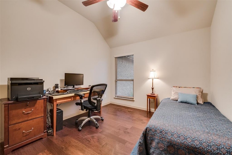Photo 25 of 38 - 2222 Fallbrooke Dr, Grand Prairie, TX 75050