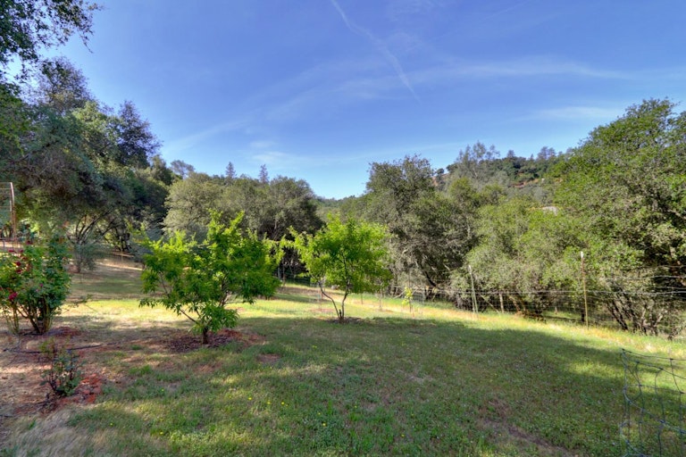 Photo 70 of 98 - 4540 Meadow Creek Rd, Placerville, CA 95667