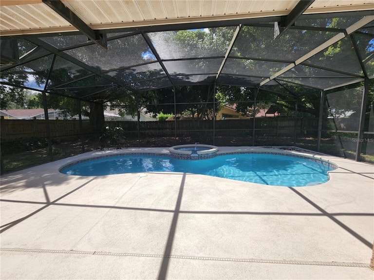 Photo 25 of 41 - 10095 Brandon Cir, Orlando, FL 32836