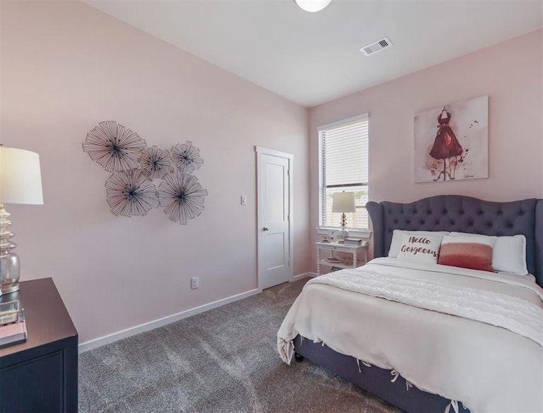 Photo 16 of 30 - 29607 Sterling Knoll Dr, Missouri City, TX 77441