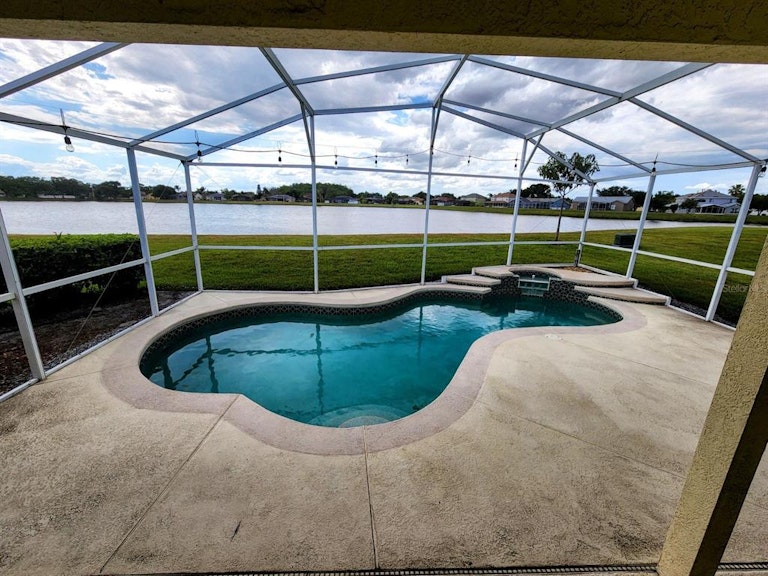 Photo 30 of 34 - 2652 Hawthorne Ln, Kissimmee, FL 34743