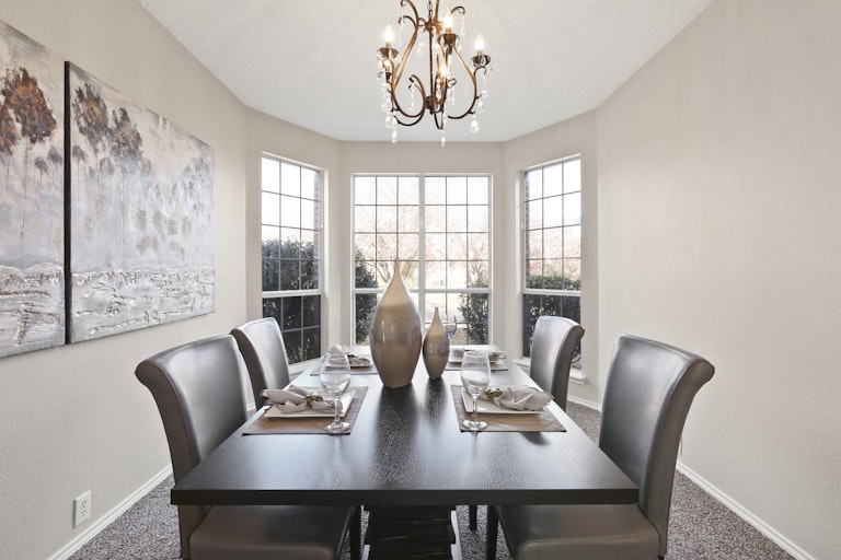 Photo 6 of 31 - 4708 Park Bend Dr, Fort Worth, TX 76137