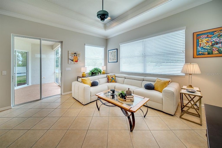 Photo 16 of 55 - 12143 Maple Ridge Dr, Parrish, FL 34219