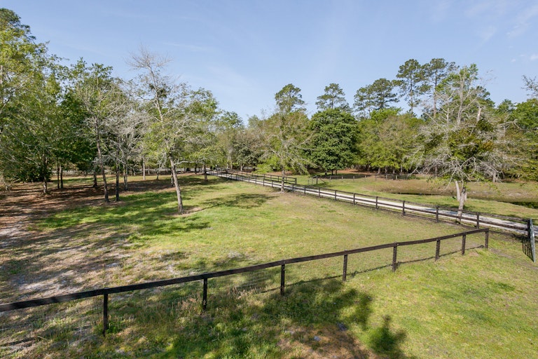 Photo 35 of 48 - 3183 Russell Rd, Green Cove Springs, FL 32043