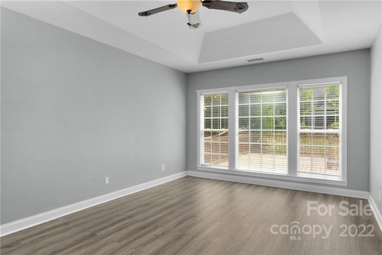 Photo 26 of 48 - 5418 Shoal Brook Ct, Charlotte, NC 28277