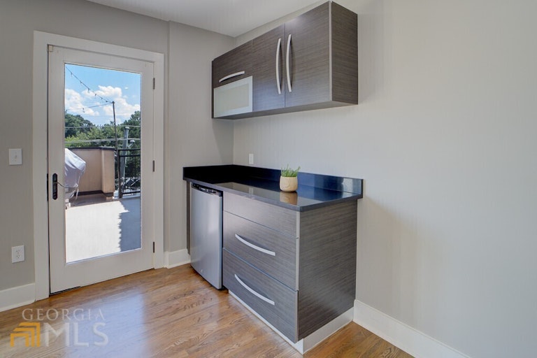 Photo 20 of 44 - 1300 Dekalb Ave NE #132, Atlanta, GA 30307