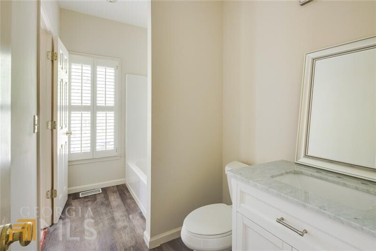 Photo 27 of 47 - 1886 Groover Rd, Marietta, GA 30062
