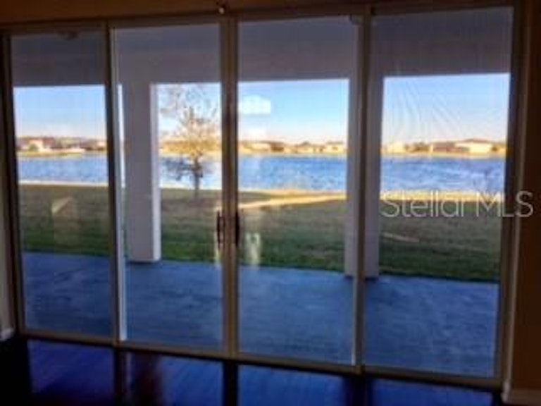Photo 3 of 15 - 2851 Sweetspire Cir, Kissimmee, FL 34746