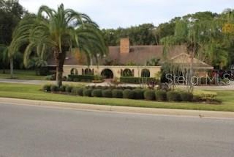Photo 3 of 25 - 805 Sweetwater Club Blvd, Longwood, FL 32779