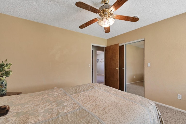 Photo 26 of 70 - 459 Wilder Ave, Yuba City, CA 95993