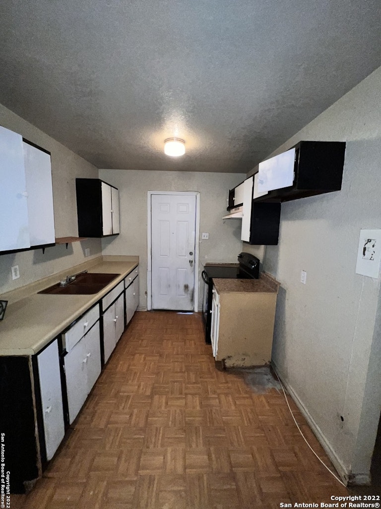 Photo 18 of 22 - 6134 Deer Valley Dr, San Antonio, TX 78242