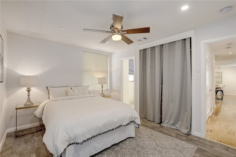 Photo 11 of 23 - 1503 Westmoor Dr, Austin, TX 78723