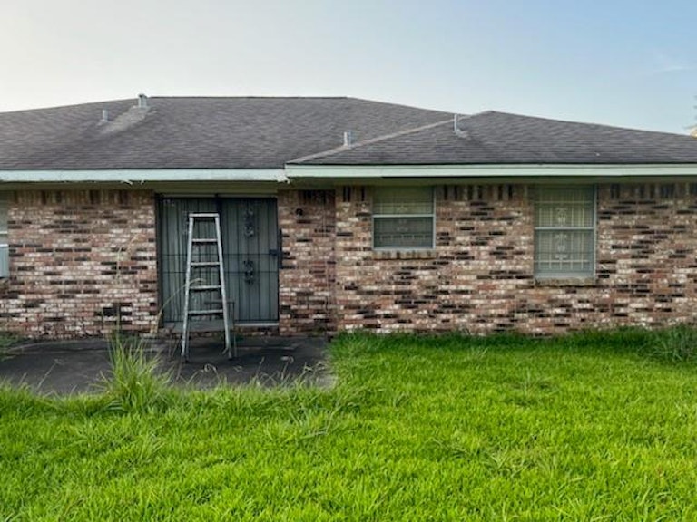 Photo 2 of 2 - 3815 Knotty Oaks Trl, Houston, TX 77045
