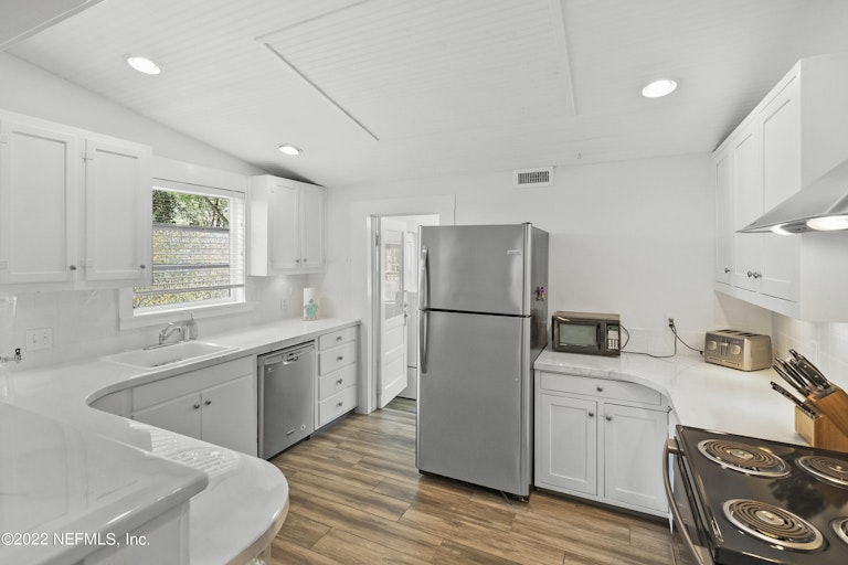 Photo 29 of 43 - 60 Almeria St, Saint Augustine, FL 32084