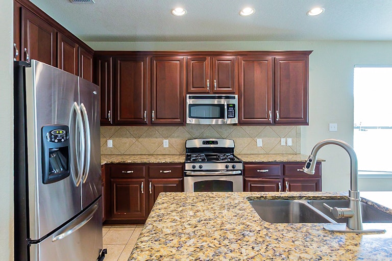 Photo 8 of 24 - 14035 Caprese Hl, San Antonio, TX 78253