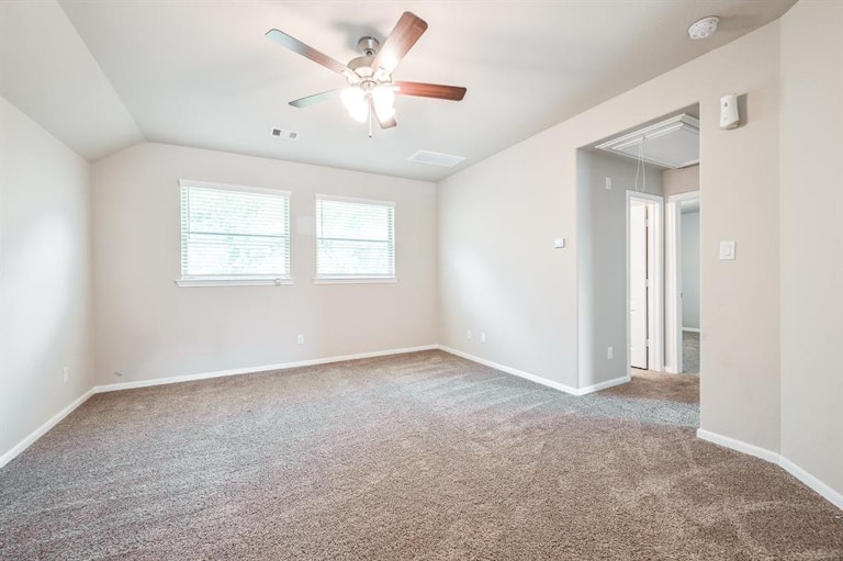 Photo 24 of 36 - 6822 Aspen Peak Dr, Baytown, TX 77521