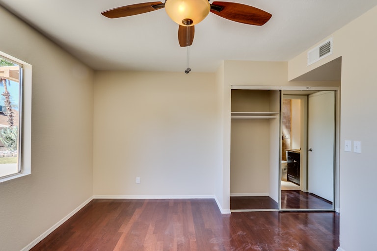 Photo 11 of 20 - 1219 E Kristal Way, Phoenix, AZ 85024