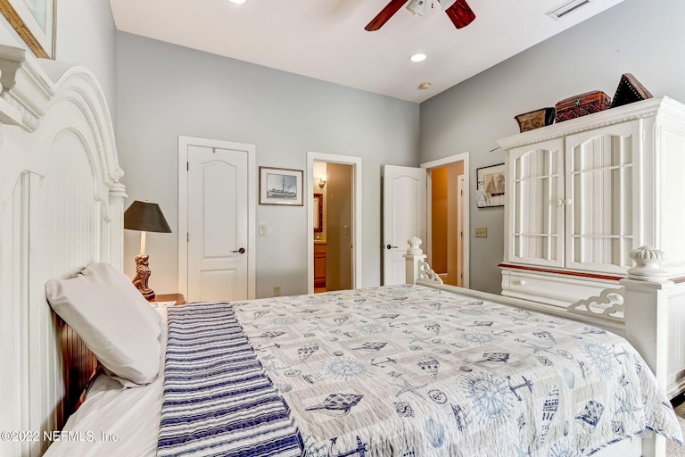 Photo 19 of 30 - 1459 Fountain Dr, Fernandina Beach, FL 32034