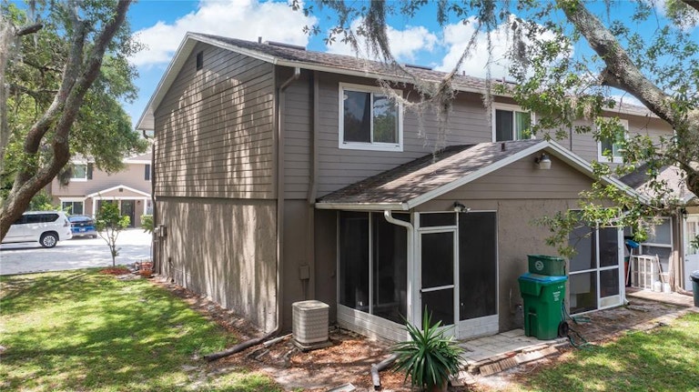 Photo 5 of 31 - 130 Kristi Ann Ct, Winter Springs, FL 32708