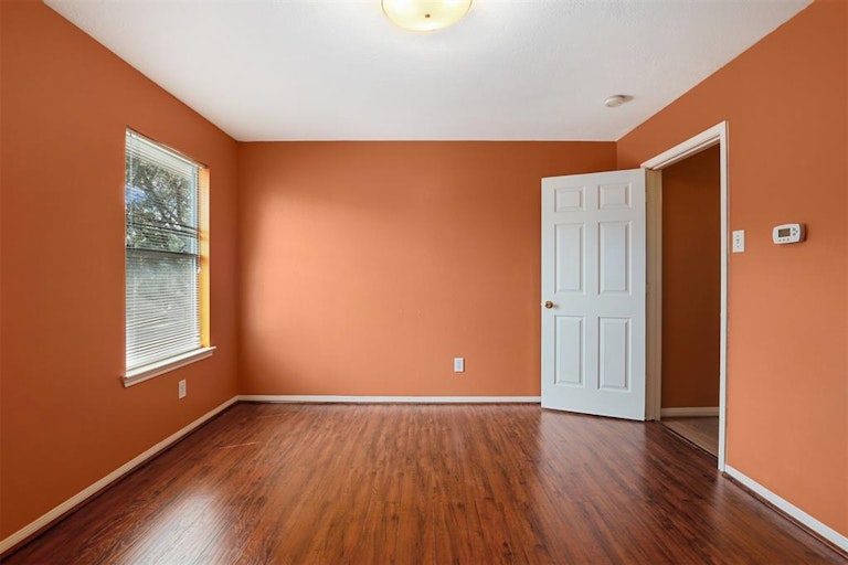 Photo 20 of 35 - 3603 Beacon Hill Dr, Pearland, TX 77584