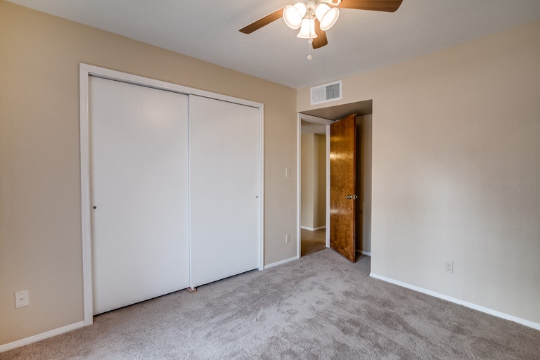 Photo 29 of 36 - 3762 E Garnet Ave, Mesa, AZ 85206