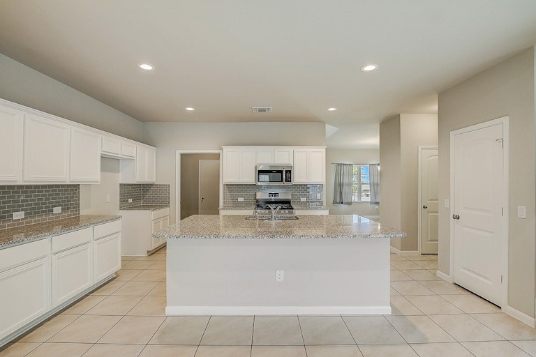 Photo 4 of 43 - 7004 Branrust Dr, Austin, TX 78744