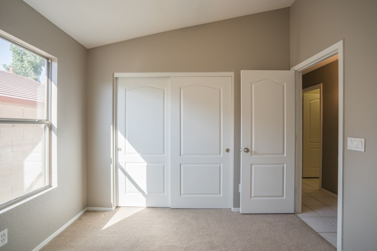 Photo 23 of 34 - 6463 W Adobe Dr, Glendale, AZ 85308