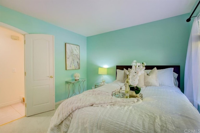 Photo 36 of 60 - 690 Allegro Ct, Simi Valley, CA 93065