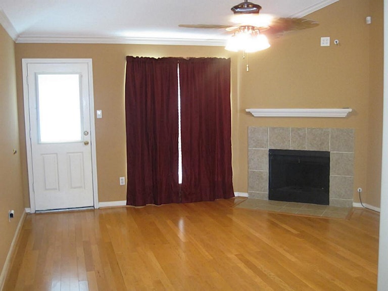 Photo 3 of 5 - 4030 Jan St, Fresno, TX 77545