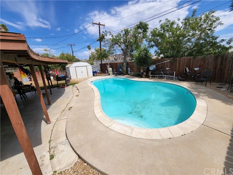 Photo 4 of 6 - 25189 Juanita Ave, Moreno Valley, CA 92551
