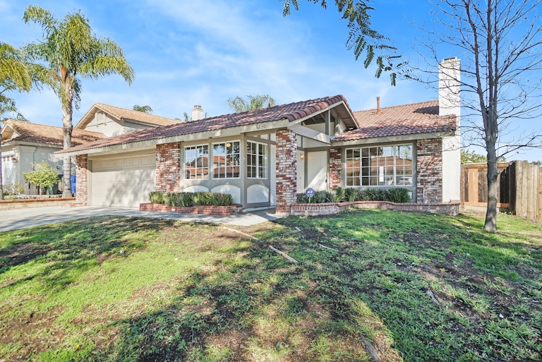 Photo 1 of 17 - 8730 Sandhill Dr, Riverside, CA 92508