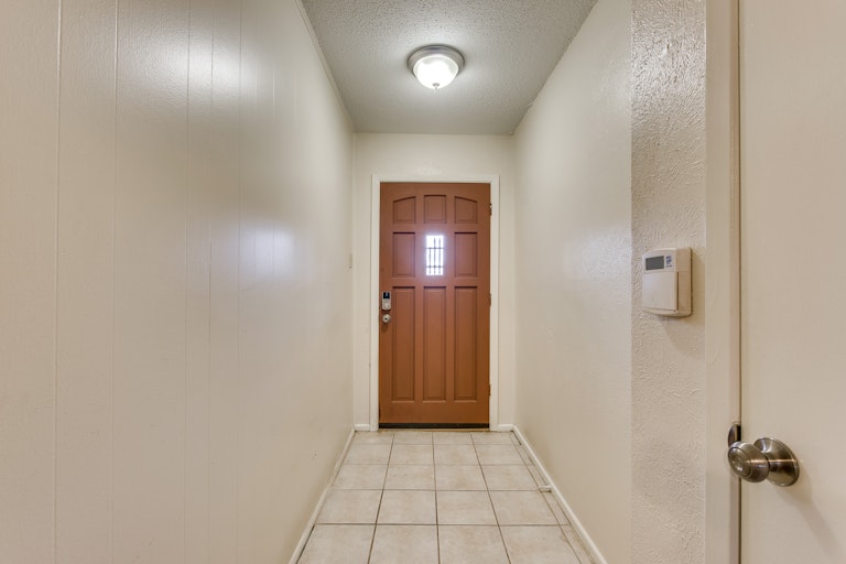 Photo 6 of 25 - 3344 N Ave, Plano, TX 75074