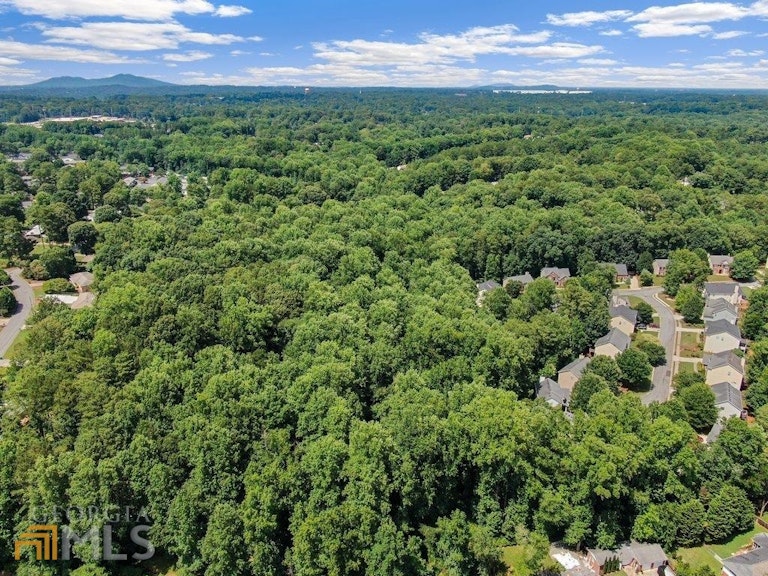 Photo 41 of 49 - 294 Smyrna Powder Springs Rd SW, Marietta, GA 30060