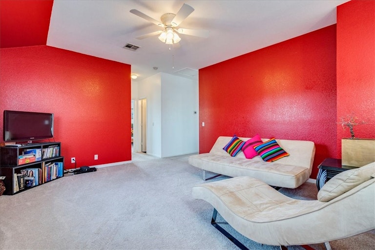Photo 11 of 32 - 4703 Valcour Bay Ln, Austin, TX 78754