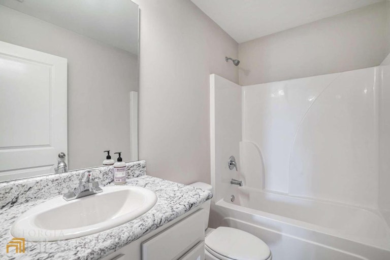 Photo 15 of 24 - 159 Wisteria Dr, Winder, GA 30680