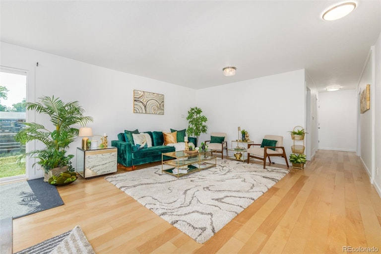 Photo 6 of 27 - 4650 Otis St, Wheat Ridge, CO 80033