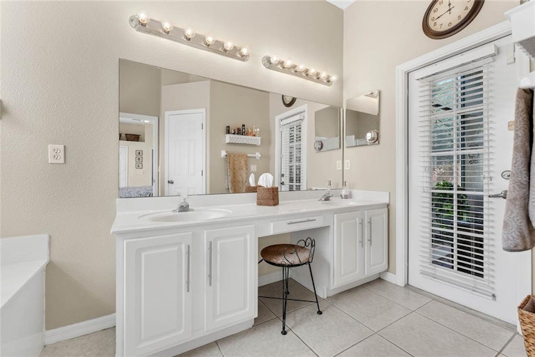 Photo 21 of 43 - 515 Sagecreek Ct, Winter Springs, FL 32708