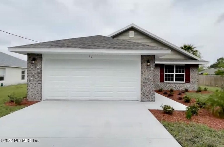 Photo 3 of 11 - 8058 Belsay Cir, Jacksonville, FL 32219
