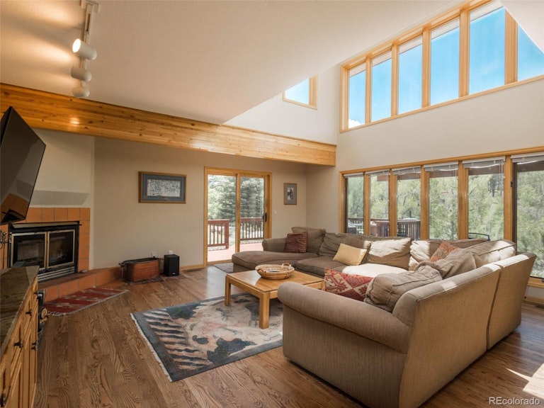 Photo 24 of 40 - 10228 Tomichi Dr, Franktown, CO 80116