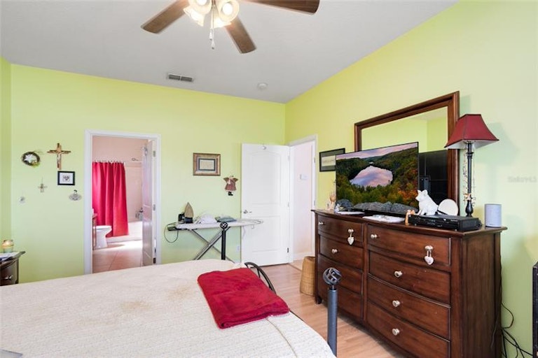 Photo 16 of 27 - 3639 Doe Run Dr, Saint Cloud, FL 34772