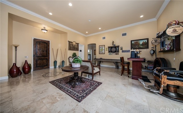 Photo 15 of 48 - 34722 Simi Dr, Yucaipa, CA 92399