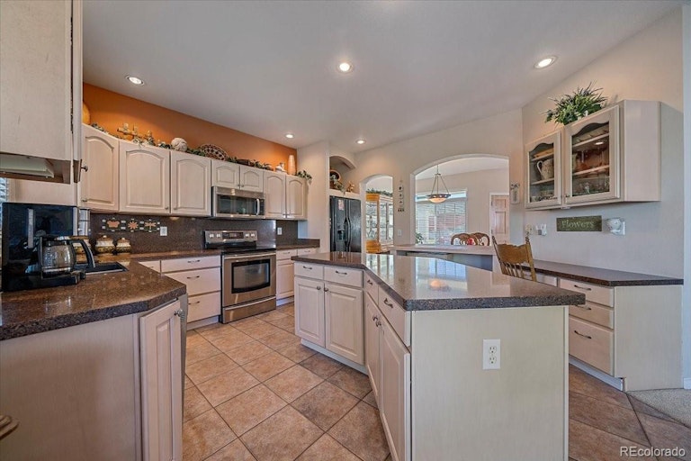Photo 10 of 39 - 11641 W 83rd Pl, Arvada, CO 80005