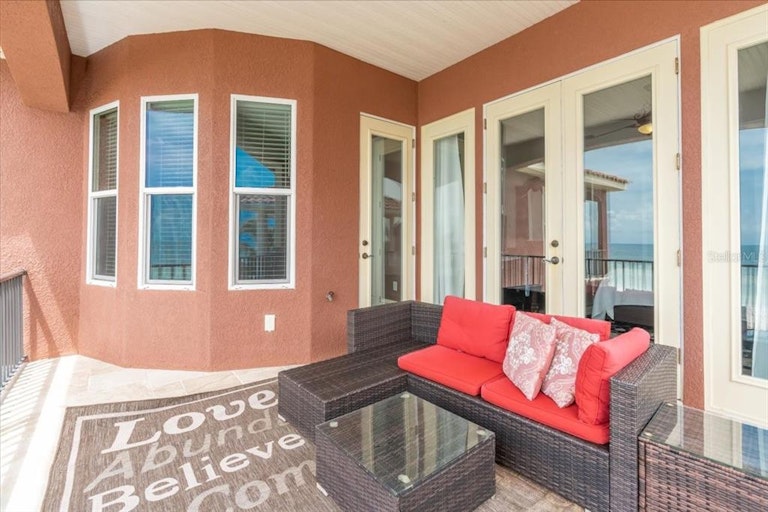 Photo 57 of 58 - 9548 W Gulf Blvd, Treasure Island, FL 33706
